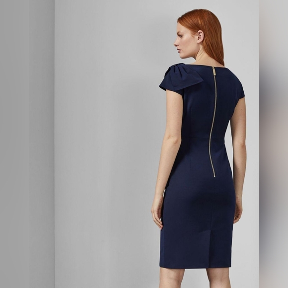 NWOT Stunning Ted Baker Jerolaa Bow Detail Fitted Dress in Navy Blue - Picture 3 of 8